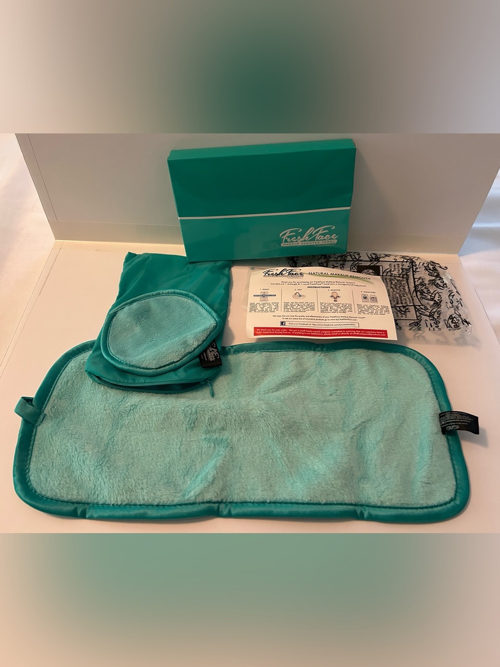 Campanelli Fresh Face Natural Makeup Remover 2 Piece  Kit New In Box Teal Color